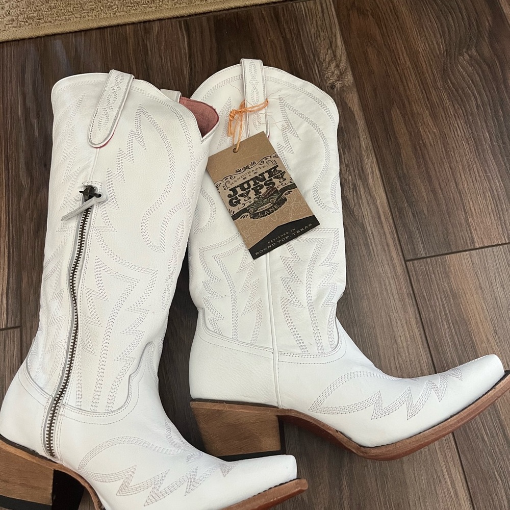 Lane Nighthawk Boots by Junk Gypsy in Bone